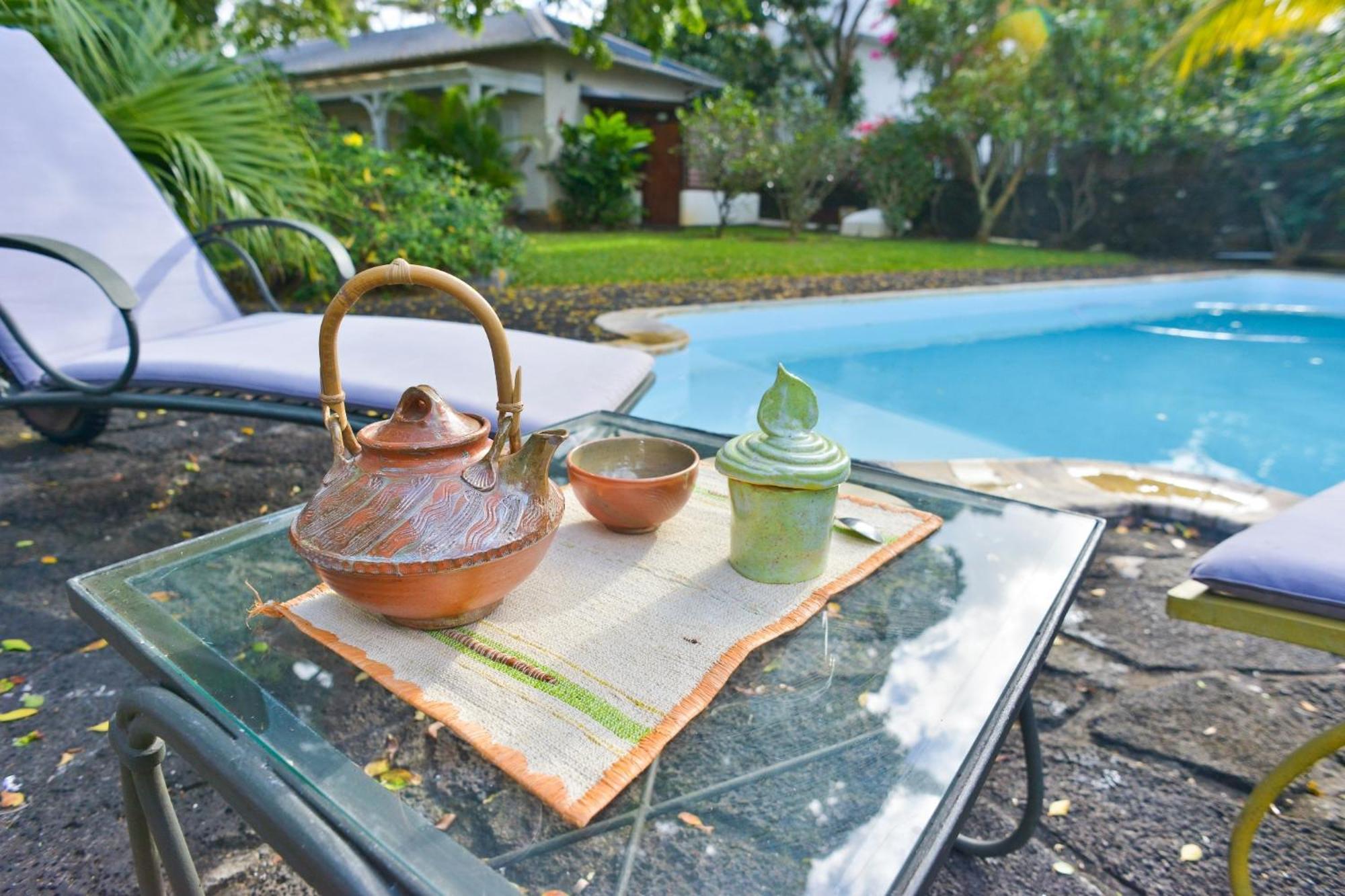 Tree Lodge Mauritius Belle Mare Exteriör bild