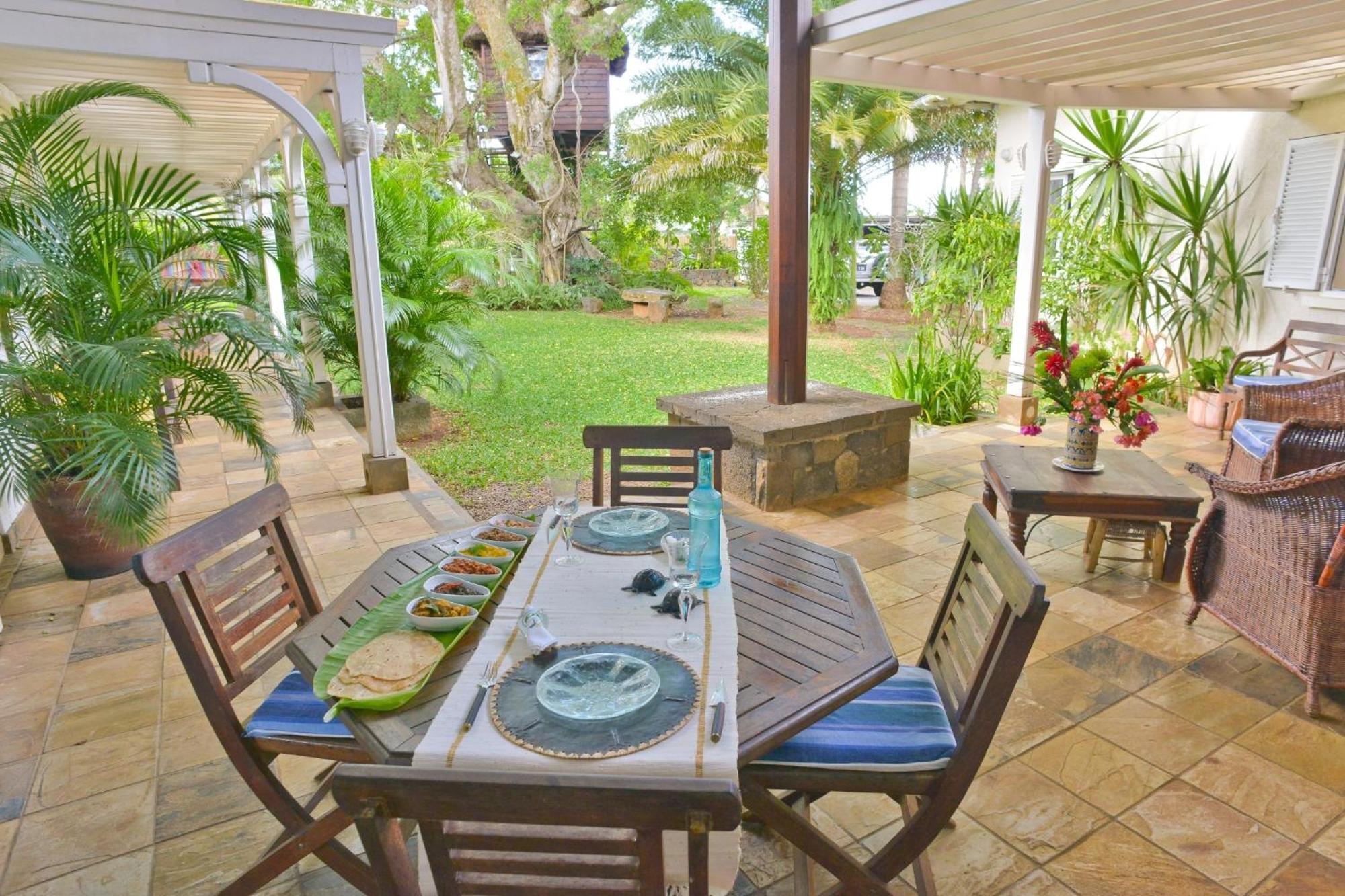 Tree Lodge Mauritius Belle Mare Exteriör bild